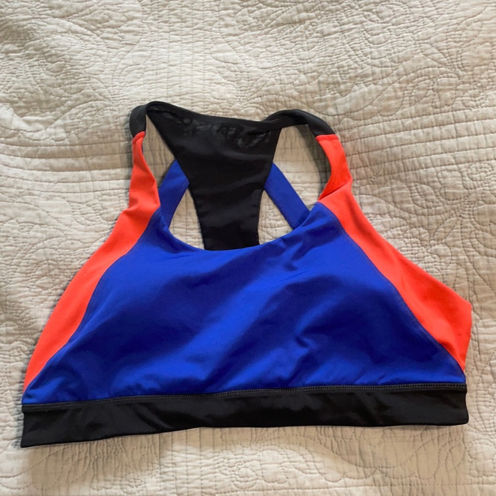 Avia Woman’s Like New Sports Bra